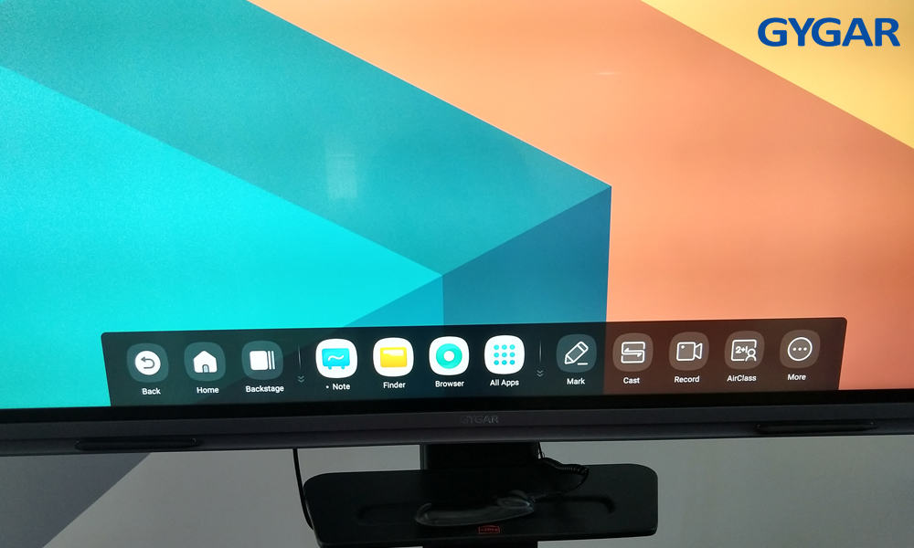 In depth! Smart interactive Flat Panal (IPG-G-series) (Android System). 2