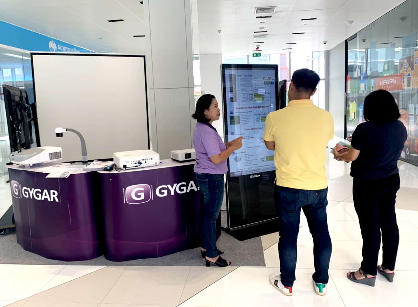 GYGAR opens a booth to showcase smart innovations at AIA Capital Center 4
