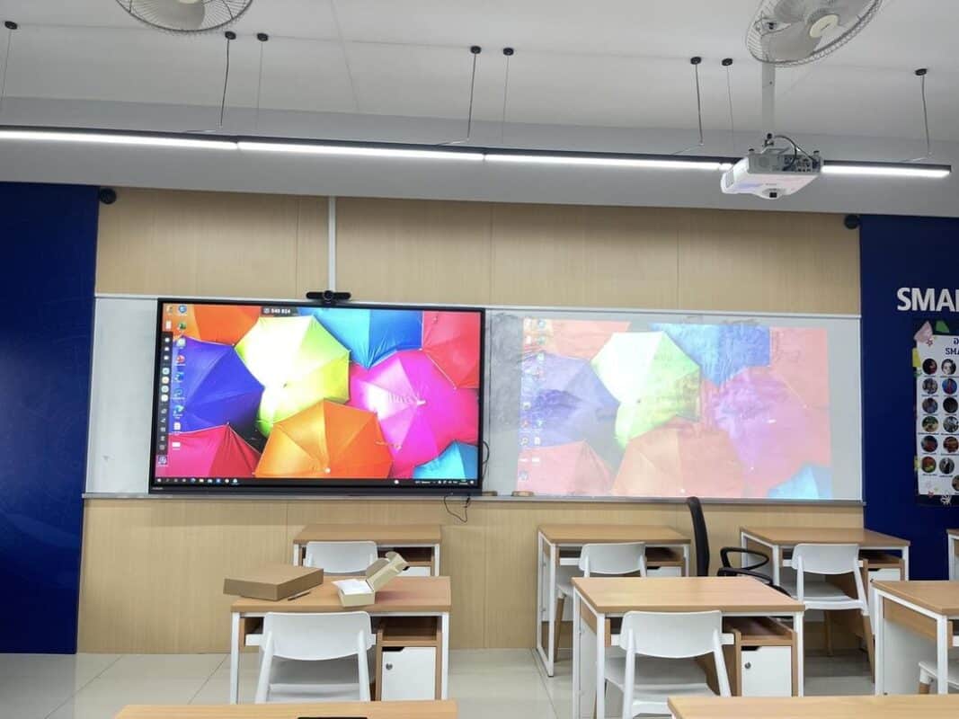 Interactive Flat Panel จากแบรนด์ไกก้า รุ่น IPG75G 5