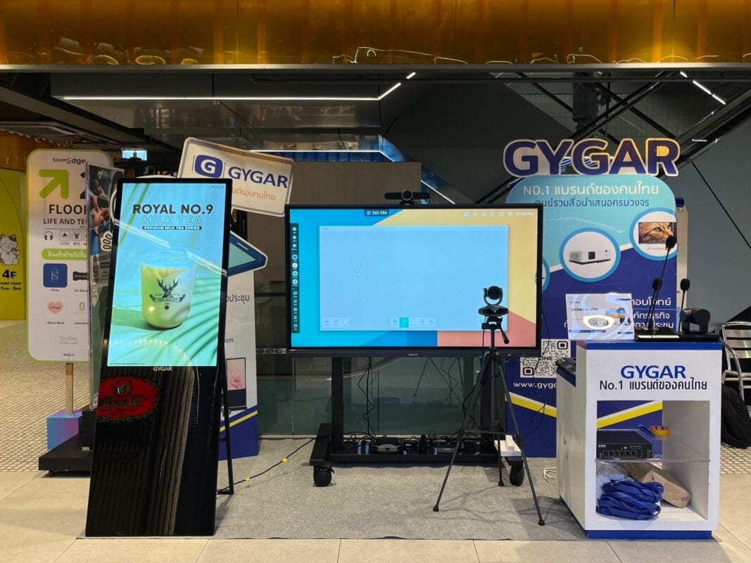 GYGAR organized a product exhibition at Silom Edge Building. 2